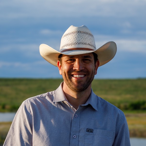 Dustin Larsen